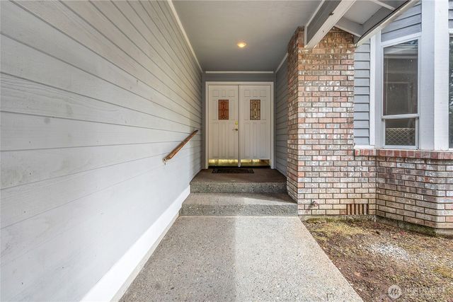 17532 SE 292nd Place, Kent, WA 98042