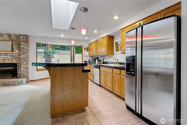 17532 SE 292nd Place, Kent, WA 98042