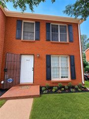702 Redland Drive, Jonesboro, GA 30238