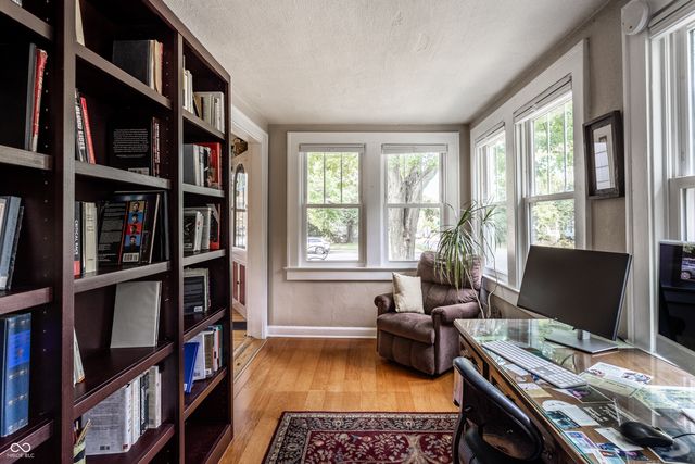 5269 Central Avenue, Indianapolis, IN 46220