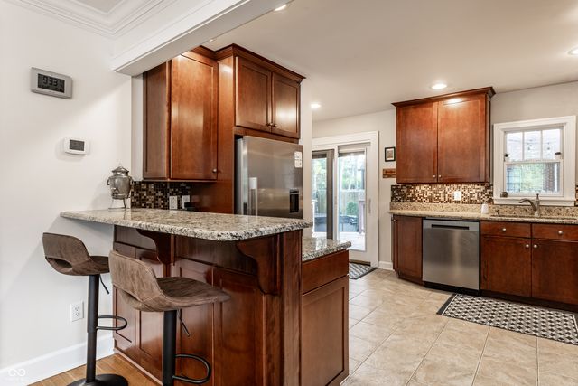 5269 Central Avenue, Indianapolis, IN 46220