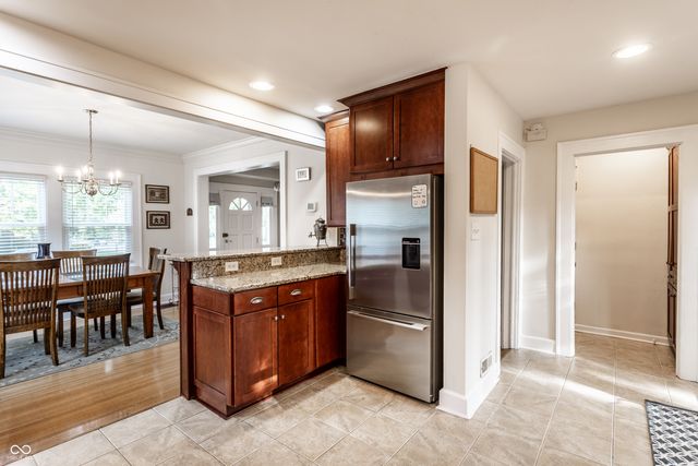 5269 Central Avenue, Indianapolis, IN 46220