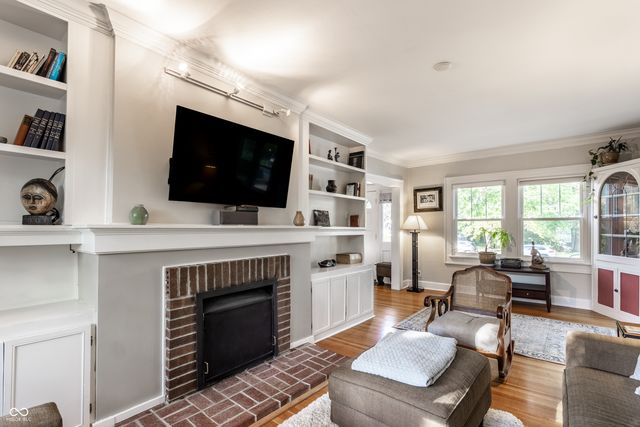 5269 Central Avenue, Indianapolis, IN 46220