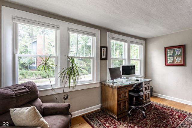 5269 Central Avenue, Indianapolis, IN 46220