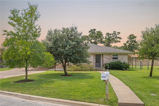 2310 Morningside Drive, Bryan, TX 77802