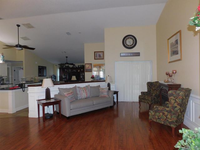2409 SW Washington Street, Port St. Lucie, FL 34953