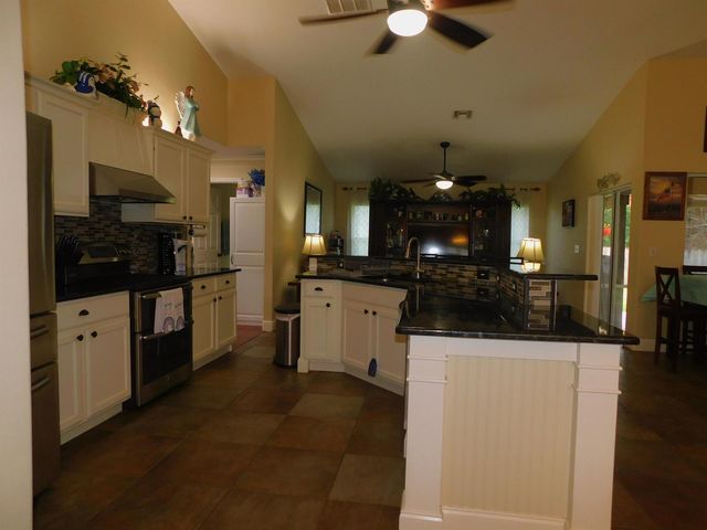 2409 SW Washington Street, Port St. Lucie, FL 34953