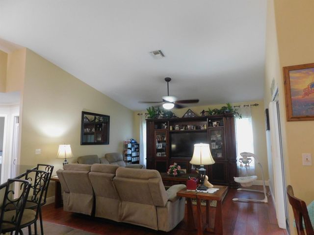 2409 SW Washington Street, Port St. Lucie, FL 34953