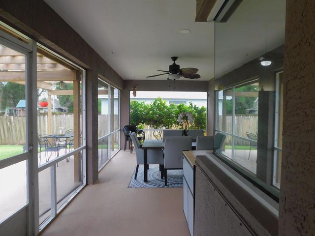 2409 SW Washington Street, Port St. Lucie, FL 34953