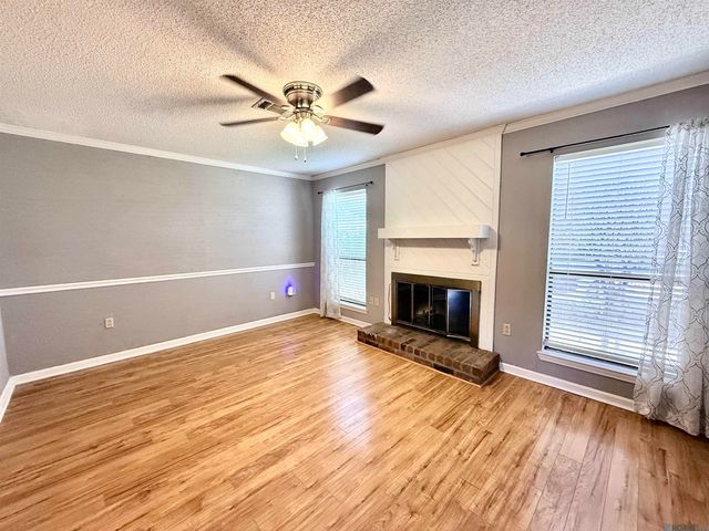 955 Ridgepoint Ct, Baton Rouge, LA 70810