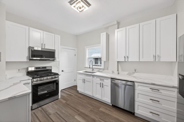 4043 Madison Street NE, Columbia Heights, MN 55421