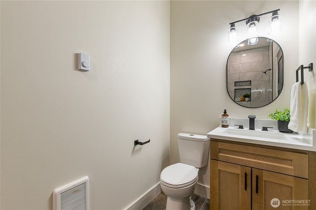 647 Rainbow Drive, Sedro Woolley, WA 98284