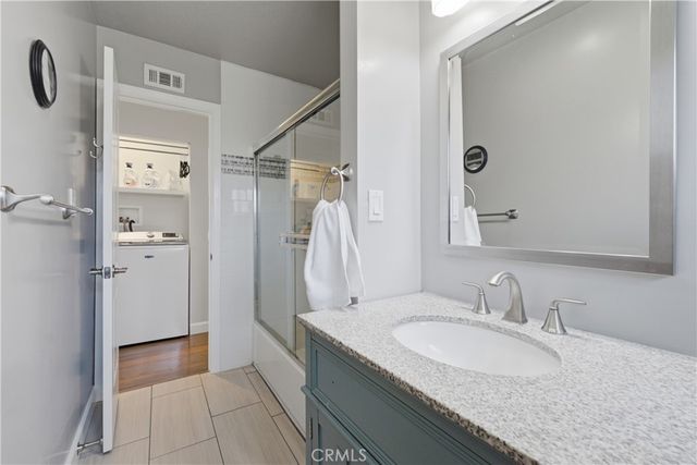 14302 Ostend, La Mirada, CA 90638