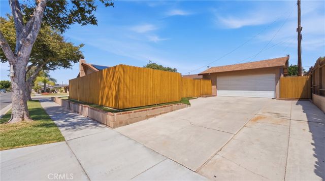 14302 Ostend, La Mirada, CA 90638