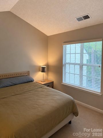 882 Pelican Bay Drive, Pineville, NC 28134