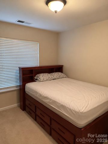 882 Pelican Bay Drive, Pineville, NC 28134
