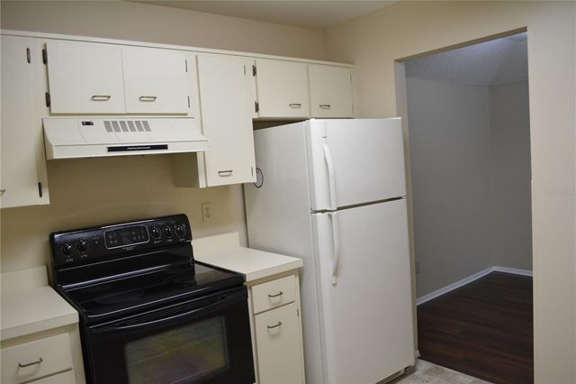 2197 FOX CHASE BOULEVARD 101, Palm Harbor, FL 34683