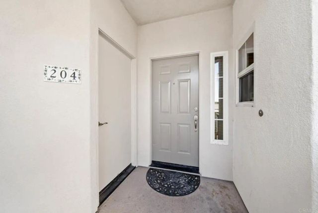 2707 Lake Pointe Dr 204, Spring Valley, CA 91977