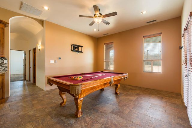 1202 Gabaldon Road NW, Albuquerque, NM 87104