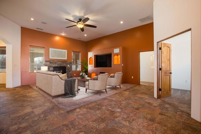 1202 Gabaldon Road NW, Albuquerque, NM 87104