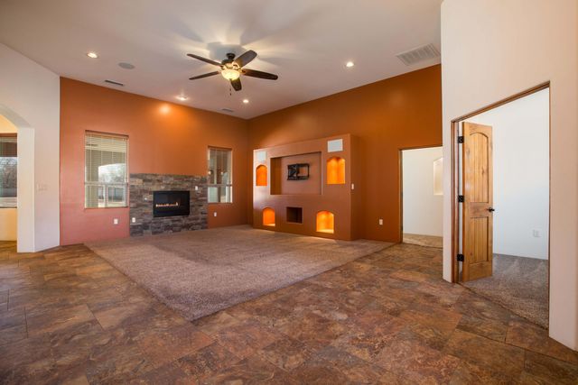 1202 Gabaldon Road NW, Albuquerque, NM 87104