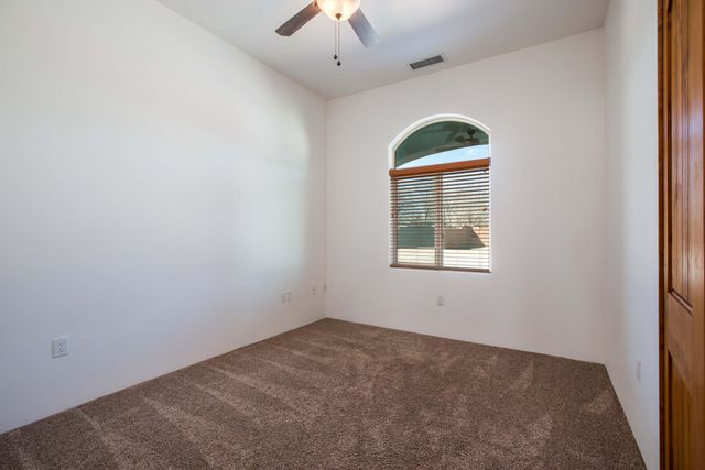 1202 Gabaldon Road NW, Albuquerque, NM 87104