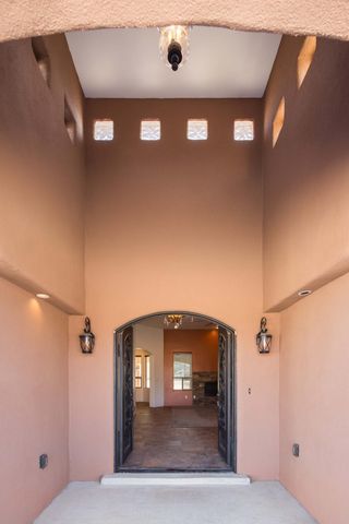 1202 Gabaldon Road NW, Albuquerque, NM 87104