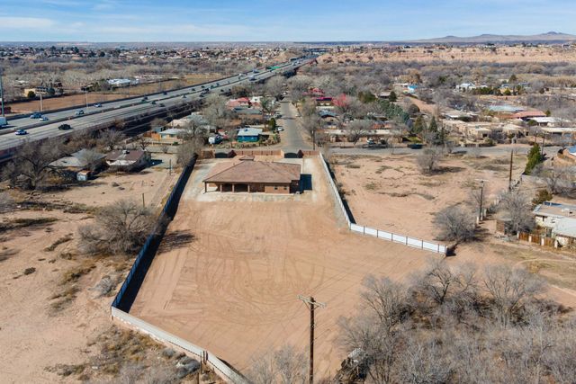 1202 Gabaldon Road NW, Albuquerque, NM 87104