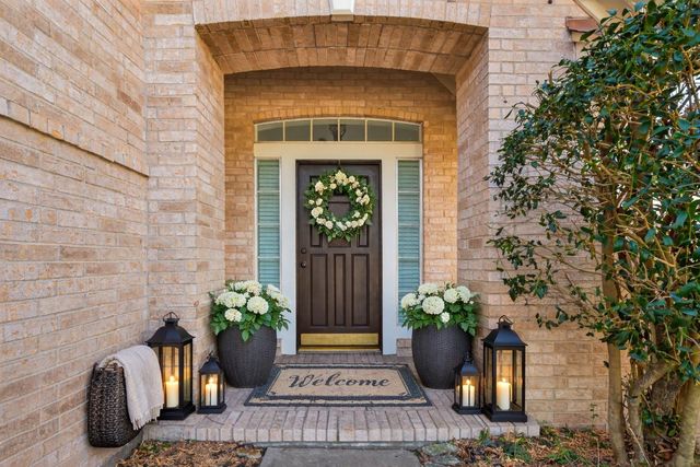 15619 Winding Valley Drive, Houston, TX 77095