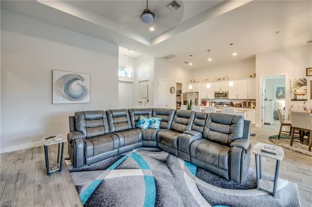 1448 SW 1st ST, Cape Coral, FL 33991