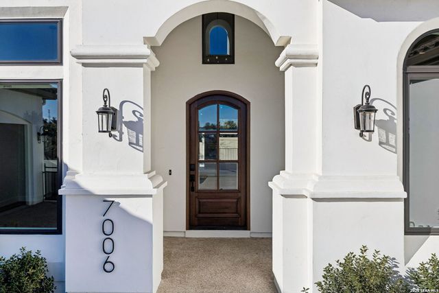 7006 Bluff Run, San Antonio, TX 78257