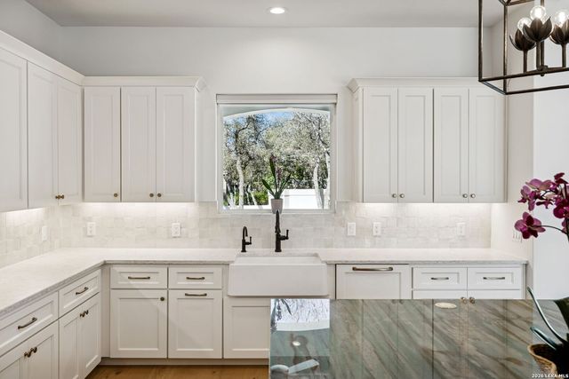 7006 Bluff Run, San Antonio, TX 78257