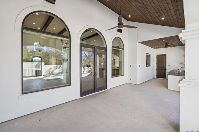 7006 Bluff Run, San Antonio, TX 78257