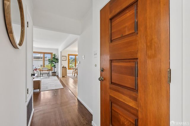 208 Harkness Avenue, San Francisco, CA 94134