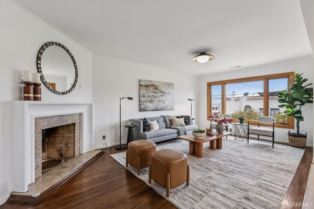 208 Harkness Avenue, San Francisco, CA 94134