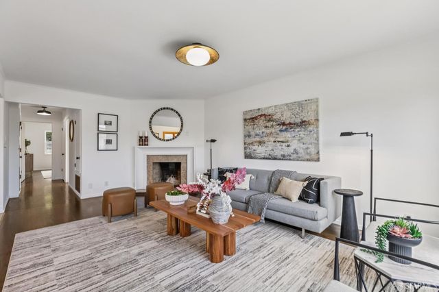 208 Harkness Avenue, San Francisco, CA 94134