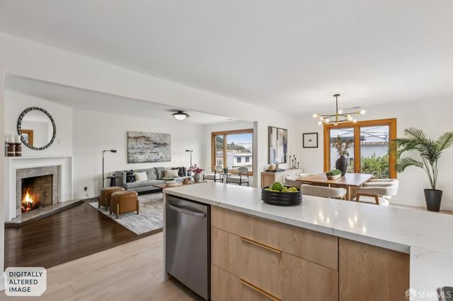 208 Harkness Avenue, San Francisco, CA 94134