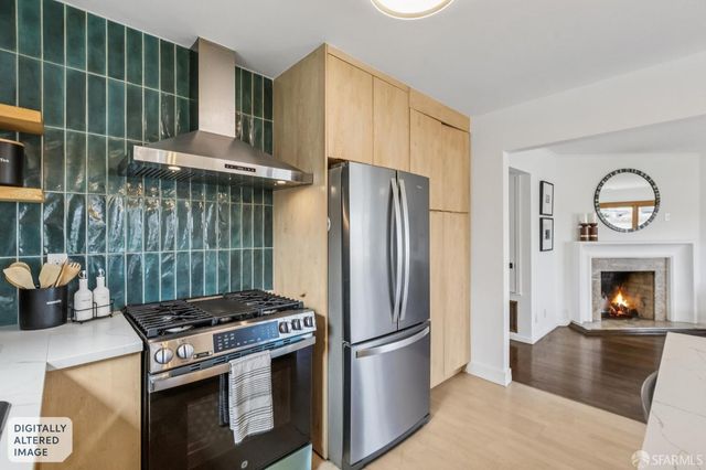 208 Harkness Avenue, San Francisco, CA 94134