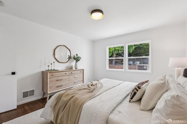 208 Harkness Avenue, San Francisco, CA 94134