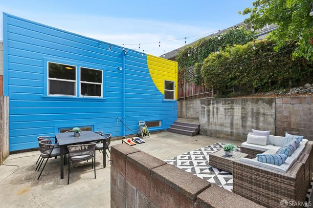 208 Harkness Avenue, San Francisco, CA 94134
