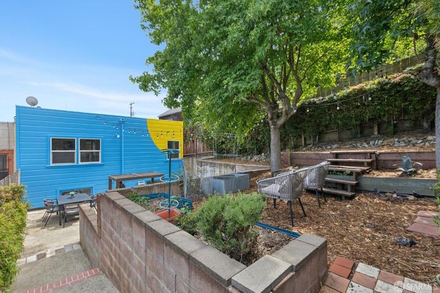 208 Harkness Avenue, San Francisco, CA 94134