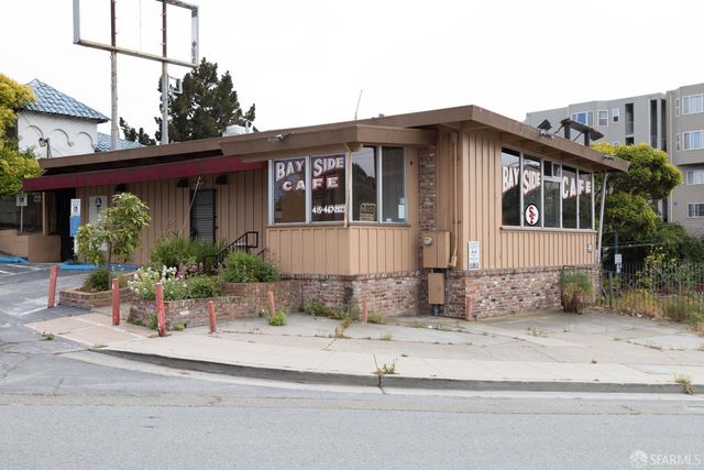 208 Harkness Avenue, San Francisco, CA 94134