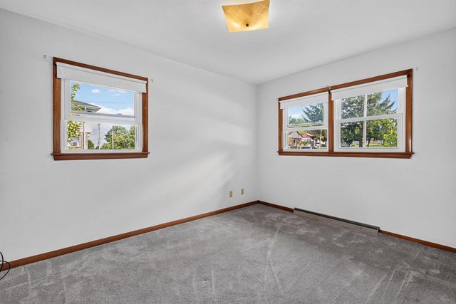 916 Jefferson STREET, West Bend, WI 53090