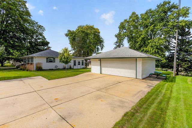 916 Jefferson STREET, West Bend, WI 53090