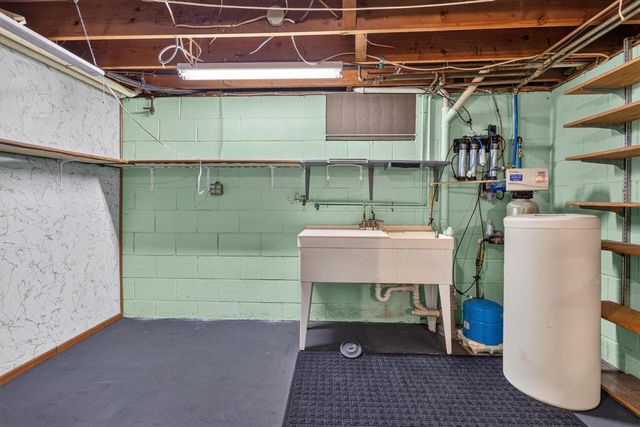 916 Jefferson STREET, West Bend, WI 53090