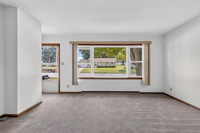 916 Jefferson STREET, West Bend, WI 53090