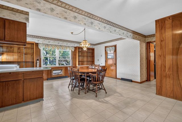 916 Jefferson STREET, West Bend, WI 53090