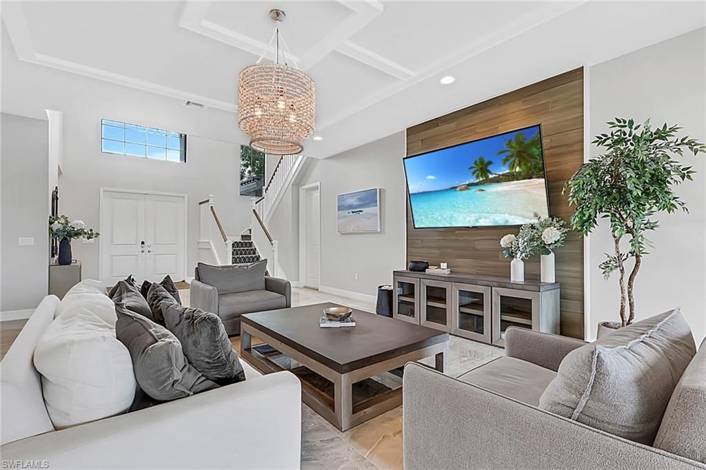 4541 Azalea DR, NAPLES, FL 34119 — photo 2
