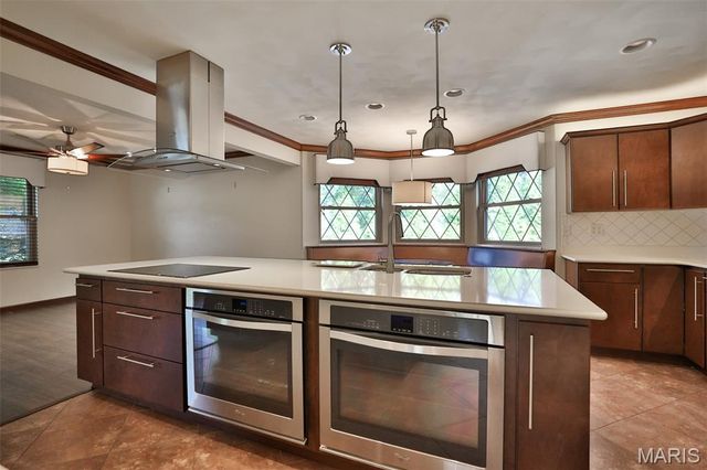 703 Peachtree Trail, Collinsville, IL 62234