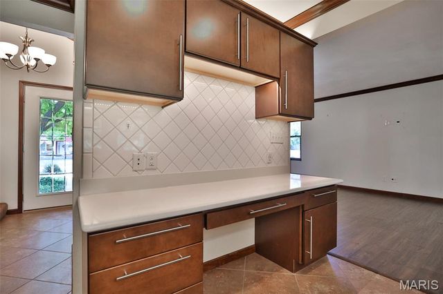703 Peachtree Trail, Collinsville, IL 62234
